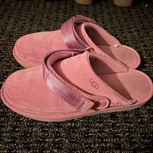 UGG Goldenstar Clogs in pink suede.